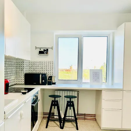 Urban Parkside Retreat Cozy 2-Bed Ap By Metro Apartment Bucharest Exterior photo